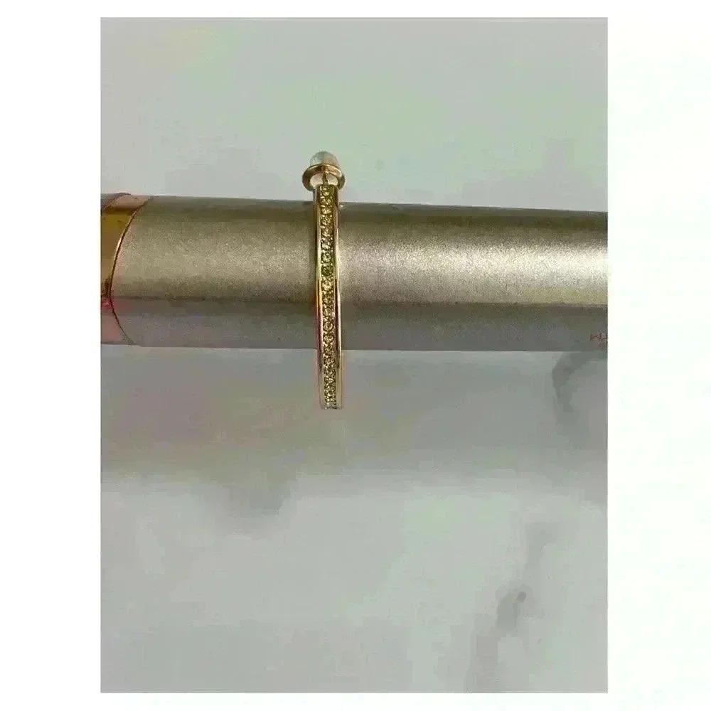 Médium Crystal Inside Out Medium Hoop In Gold Plate Earrings - Picture 4 of 10